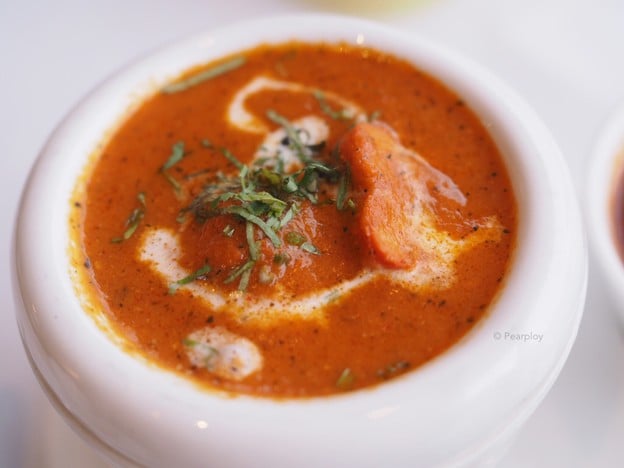 เมนูของร้าน Rang Mahal Rembrandt Hotel