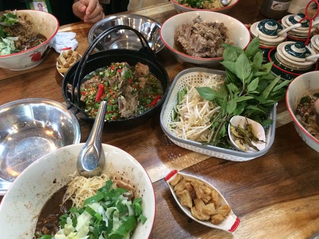 ท่าเรือก๋วยเตี๋ยวเรือ  ศรีสะเกษ
