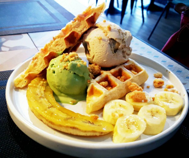 เมนูของร้าน Beeston Cafe