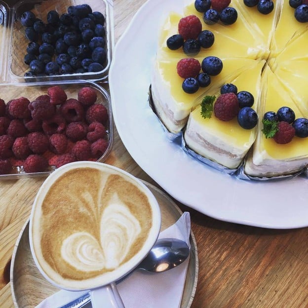 Cake Box The Terminal Maya Hotel