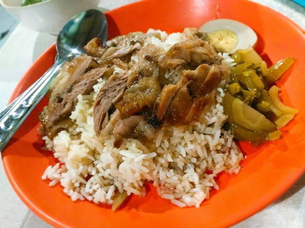เมนูของร้าน เปี๊ยก หมี่เกี๊ยว ตัวเมืองหาดใหญ่