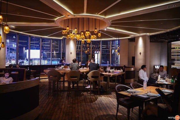 บรรยากาศ Riedel Wine Bar & Cellar (รีเดล ไวน์ บาร์ แอนด์ เซลล่าร์) Gaysorn Village
