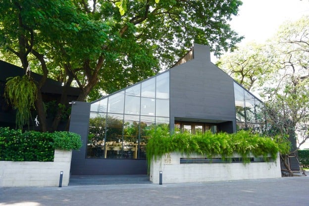 หน้าร้าน The Hub Cafe and Eatery พระราม 9