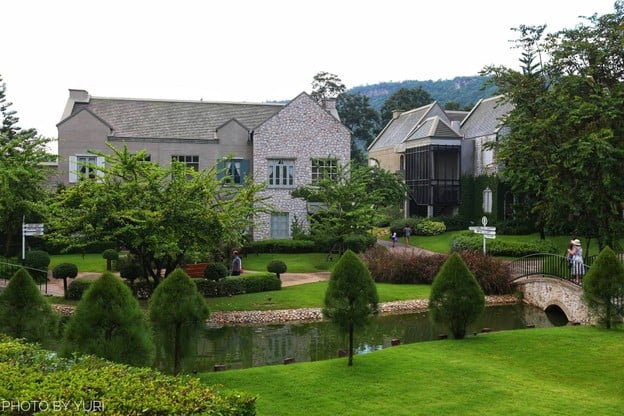 บรรยากาศ The Castle Restaurant & Tea Room Khao Yai