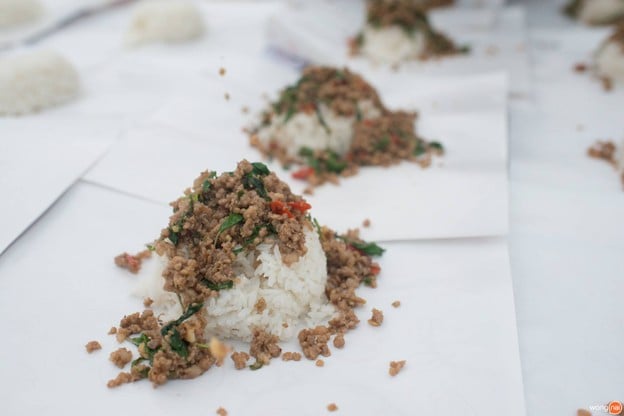 กะเพราซาวห้า