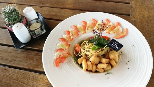The Moment Cafe' and Craft Huahin