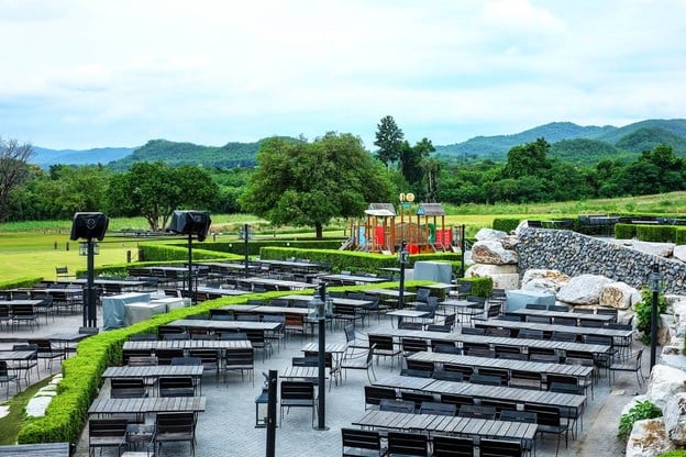 บรรยากาศ Midwinter Green