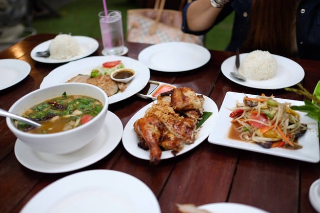 เมนูของร้าน ส้มตำคุณกัญจณ์