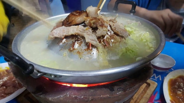 เมนูของร้าน ครัวกมนวรรณ ดอยเสมอดาว