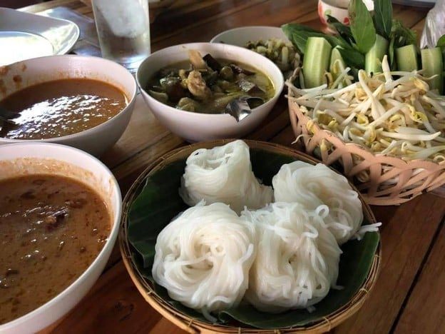 เมนูของร้าน ครัวน้ำยาปลาเผา