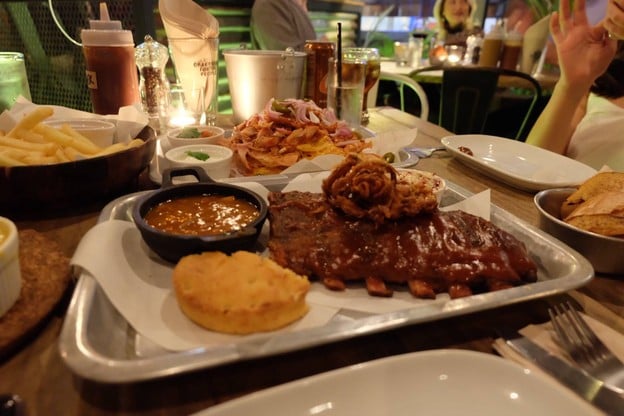 เมนูของร้าน The Smokin’ Pug หลังสวน