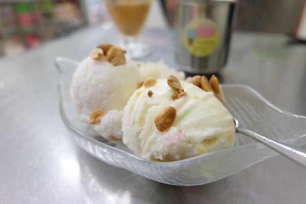 อ ประทิน ไอศครีม ตลาดเตาปูน
