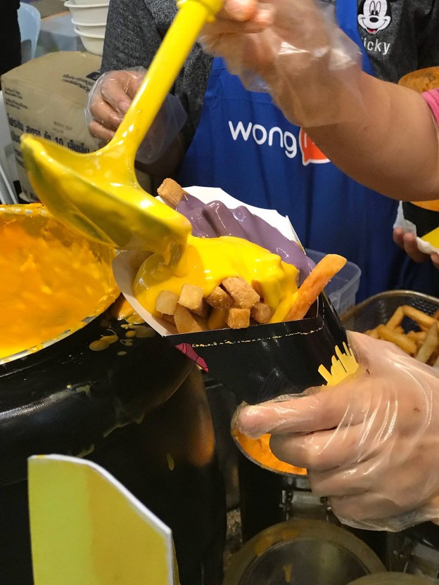 Cheese Zuka ตลาดรถไฟรัชดา