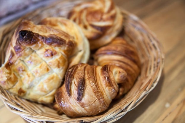 Nana Bakery สันติธรรม