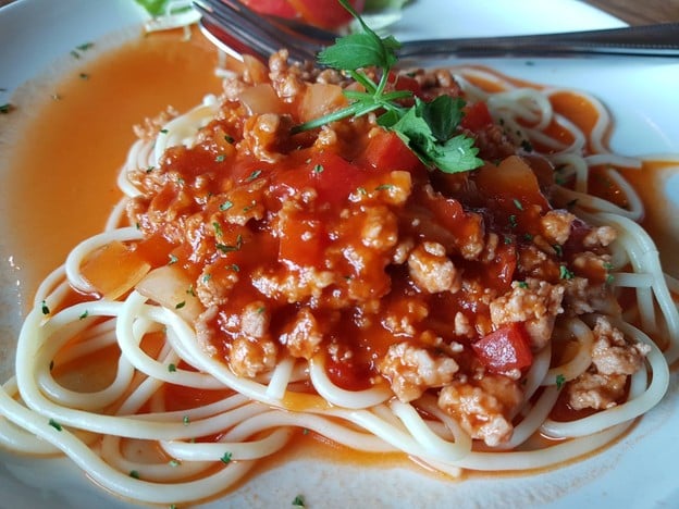 Nom-Noey cafe' & Bistro นครสวรรค์