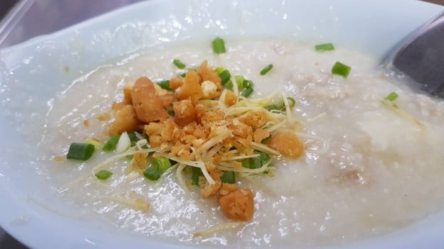 เมนูของร้าน โจ้กเจ้าเก่าเฮียเกรียงท่าน้ำศิริราช(ซอยวังหลัง 3)ลูกสาวจอมโวยวาย ท่าน้ำศิริราช