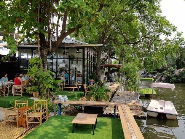 ซีฟู้ดฮาลาลริมคลอง คาเฟ่เดอคาแนล สุขสวัสดิ์66