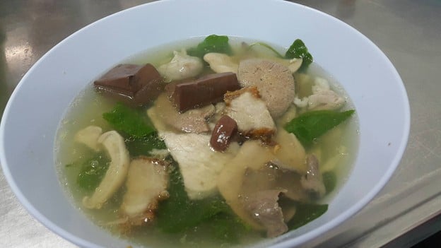 เมนูของร้าน สุธารส เกาเหลาเลือดหมู