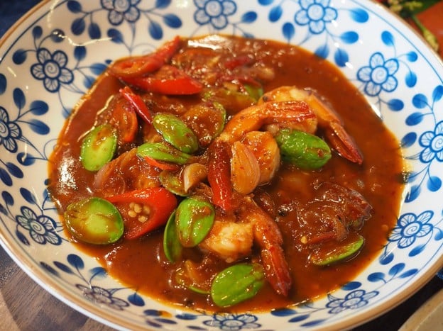 เมนูของร้าน เสือใต้ เอ็มควอเทียร์