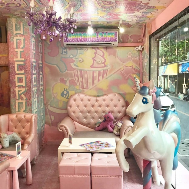 Unicorn Café สาทร