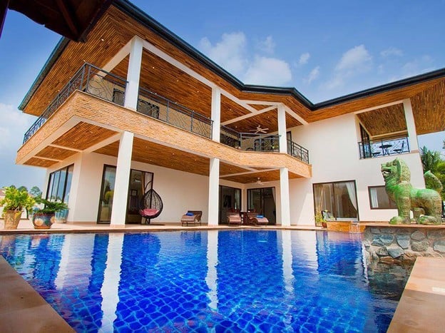 ฟีนิกซ์เลคไซด์พูลวิลล่า