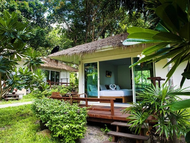 Larissa Samet Resort