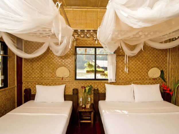 เรือนแพ ริเวอร์แคว จังเกิลราฟท์