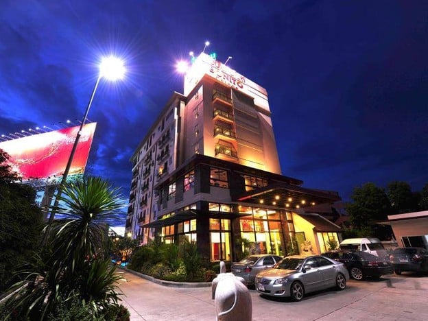 โรงแรมโบนีโต้ชิโนส์