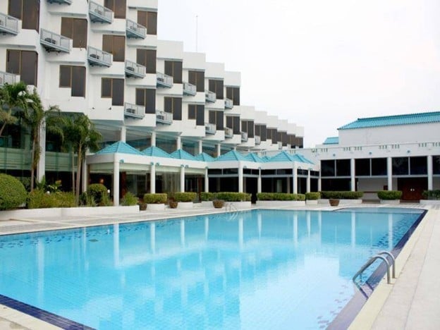 โรงแรมซันธาราเวลเนสรีสอร์ท
