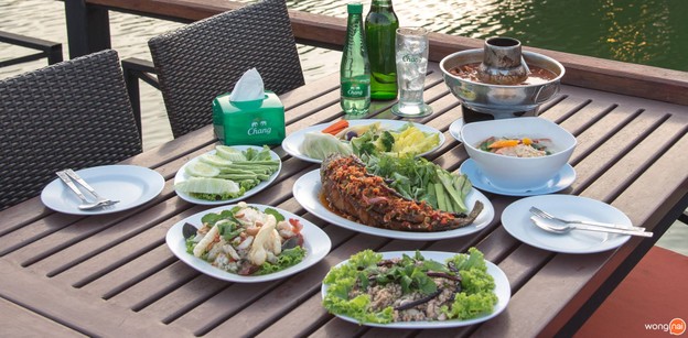 เมนูของร้าน สวนอาหารบึงใหญ่
