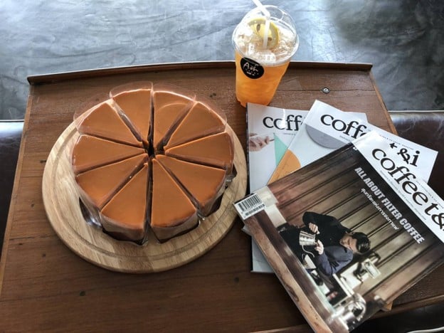 หน้าร้าน Monday Cafe' & Restaurant