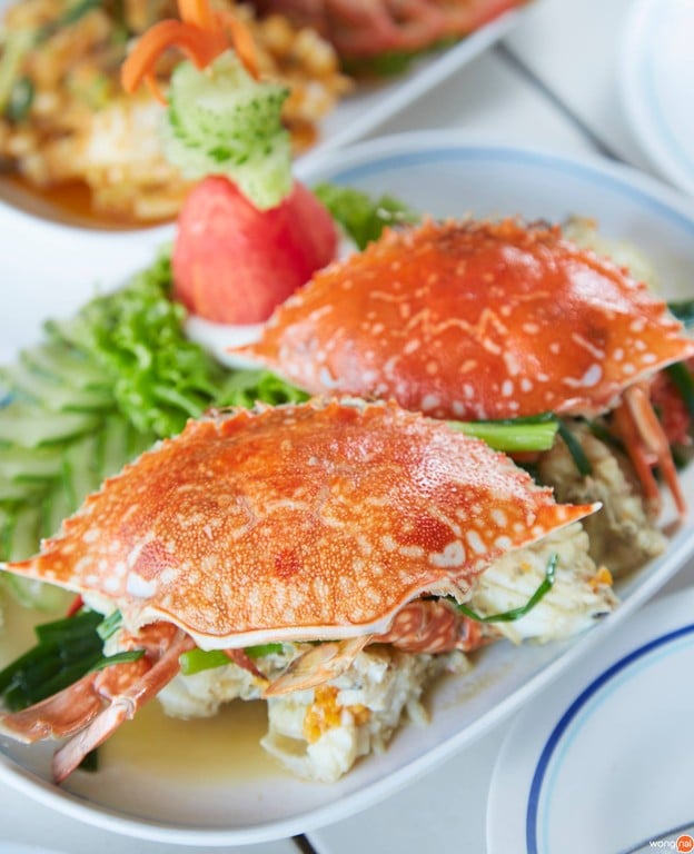 เมนูของร้าน ปะการังเรือนน้ำ บางแสน