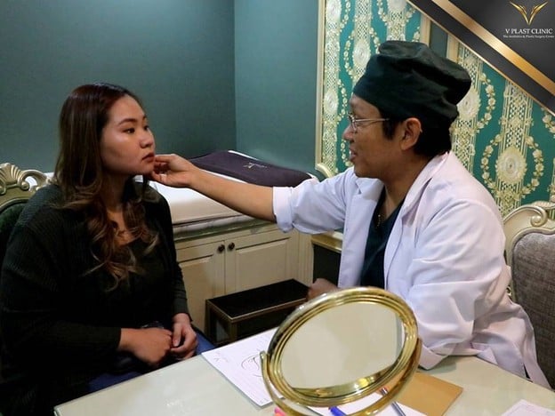 V PLAST CLINIC สาขา บางแสน