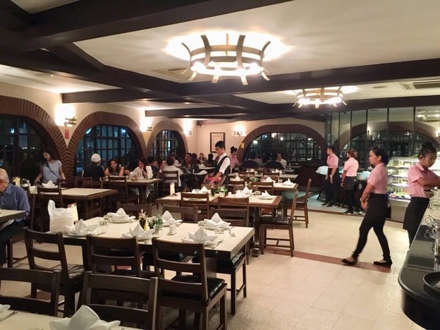 BACCO Restaurant & Wine Bar แบคโกั