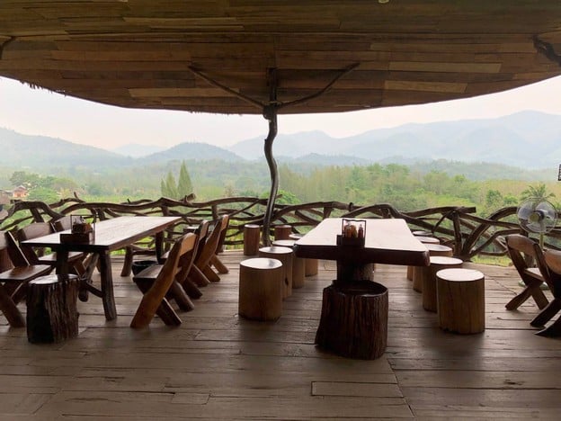 บรรยากาศ ไส้กรอกเยอรมัน ไร่บรรทิพา สวนผึ้ง