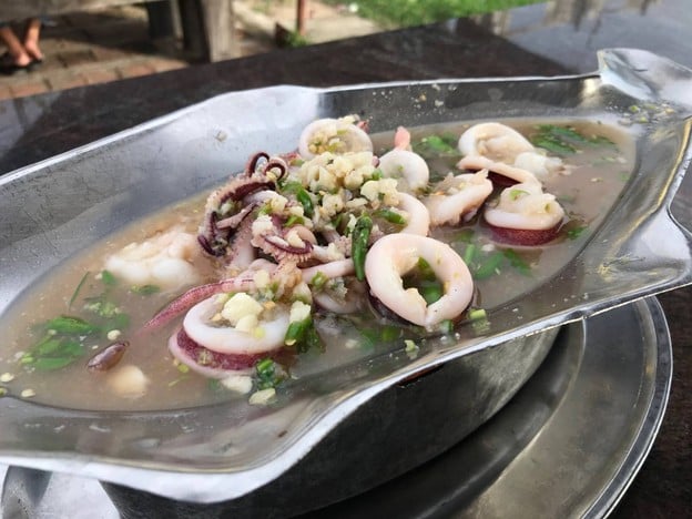 เมนูของร้าน สายลมบางปู