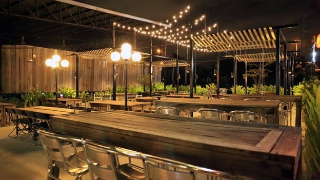 บรรยากาศ Sit & Sip