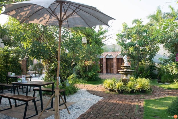 Garden Seen Cafe& Restuarant