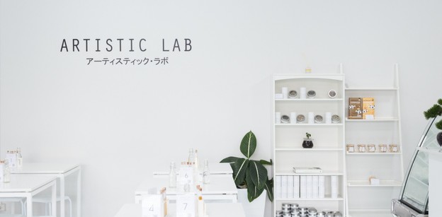 “Artistic Lab” เชียงใหม่ เบลนด์น้ำหอมกลิ่นที่ชอบ บอกตัวตนที่ใช่