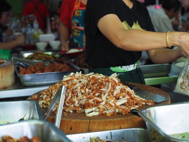 เมนูของร้าน หมูทอดเจ๊จง พระราม 4 (Rama 4)