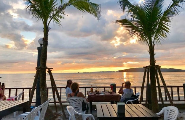 บรรยากาศ นางแอ่น