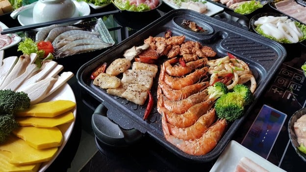 เหยี่ยน สุกี้หม้อไฟจีน สาขาศรีภวนารถ