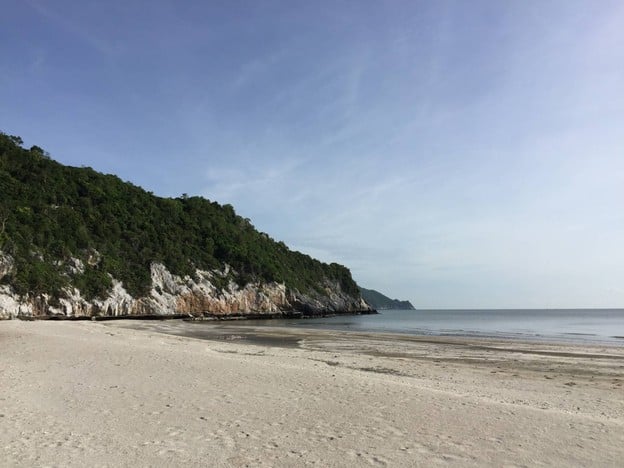 บรรยากาศ หาดแหลมศาลา