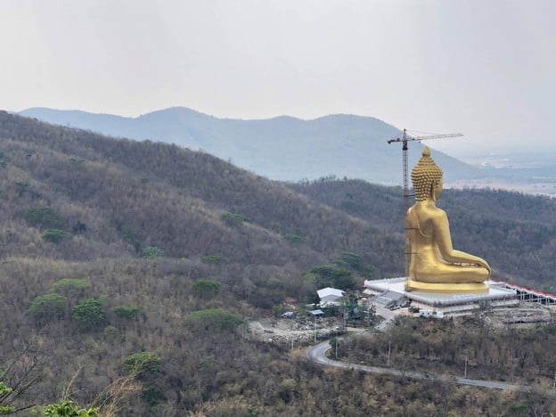 บรรยากาศ วัดเขาวงพระจันทร์