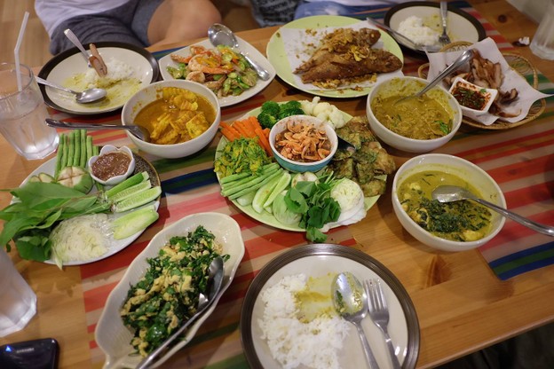 ครัวแม่เจี๊ยบ Southern Thai Eatery -