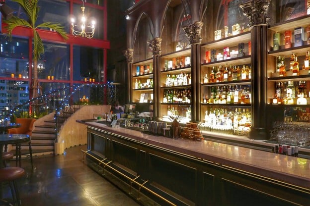 Mojjo Rooftop Lounge Bar