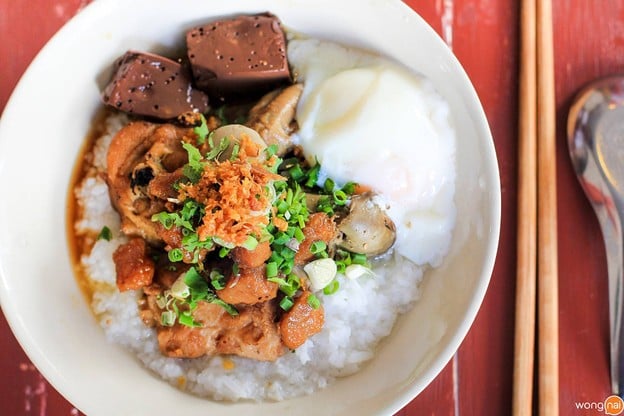 ข้าวต้มรถแดง (ข้าวต้มทรงเครื่อง)