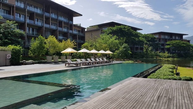 Atta Lakeside Resort Suite
