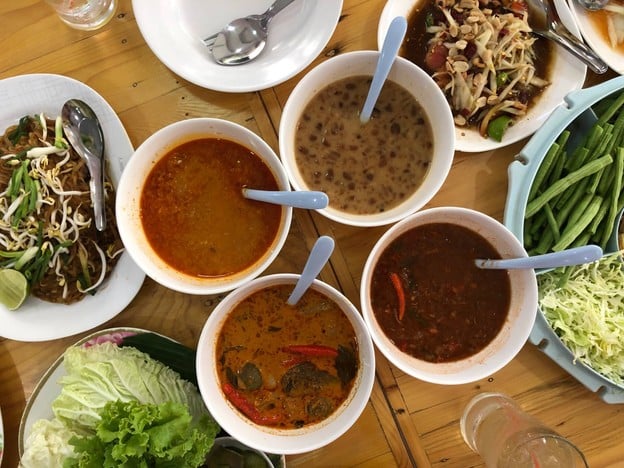ขนมจีนครูยอดประโดกโคราช