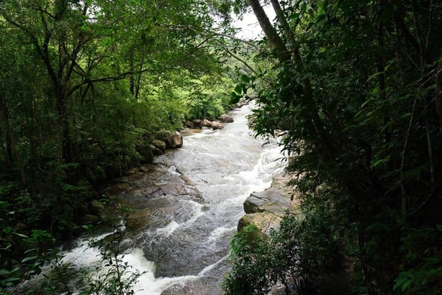 น้ำตกธารทิพย์